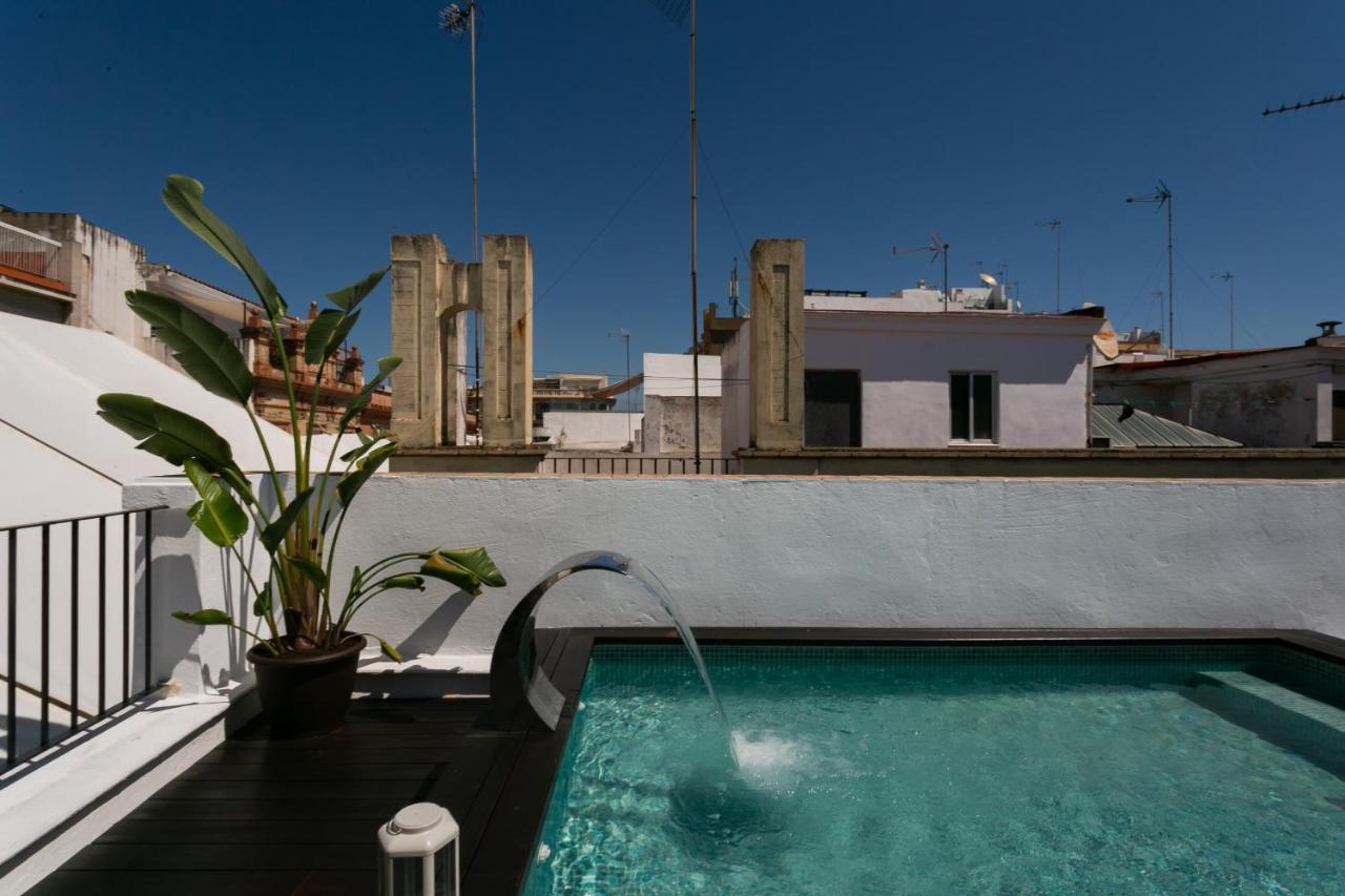 Lujoso Apartamento Con Piscina Compartida 1 Sevilla Kültér fotó